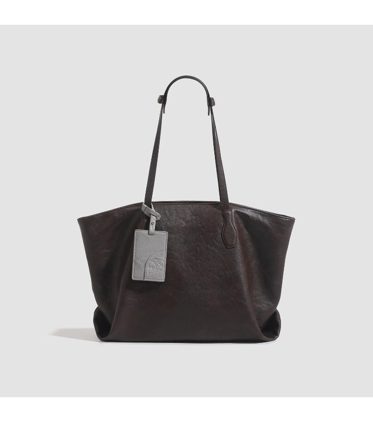 The Large Leather Tote – Spacious, Everyday Carryall for Work & Life