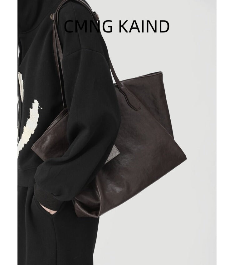 The Large Leather Tote – Spacious, Everyday Carryall for Work & Life