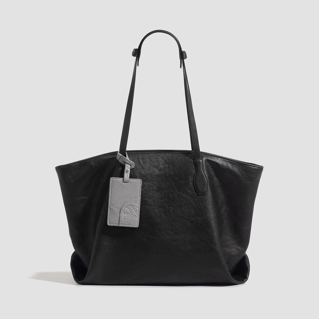 The Large Leather Tote – Spacious, Everyday Carryall for Work & Life