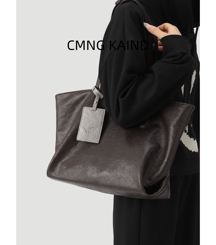 The Large Leather Tote – Spacious, Everyday Carryall for Work & Life